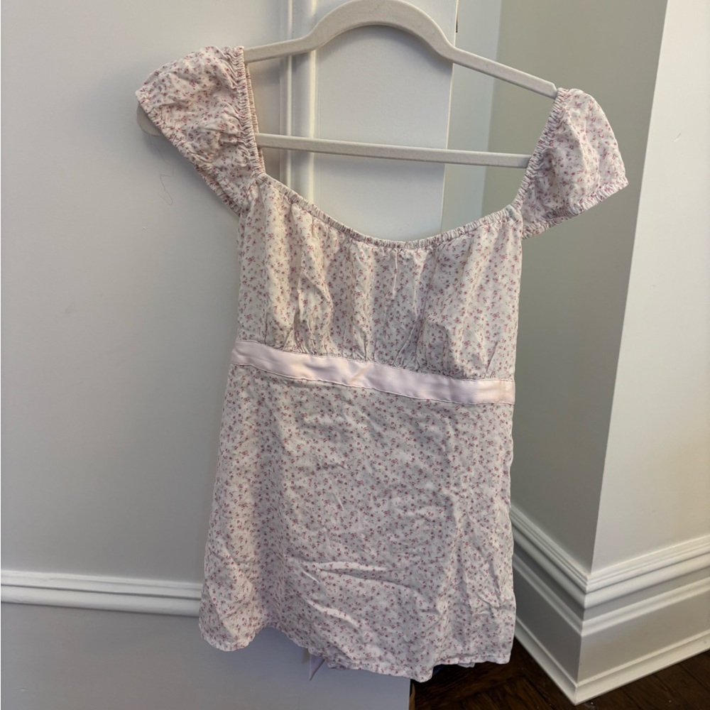 Hollister‎ White Lace-Trim Floral Top